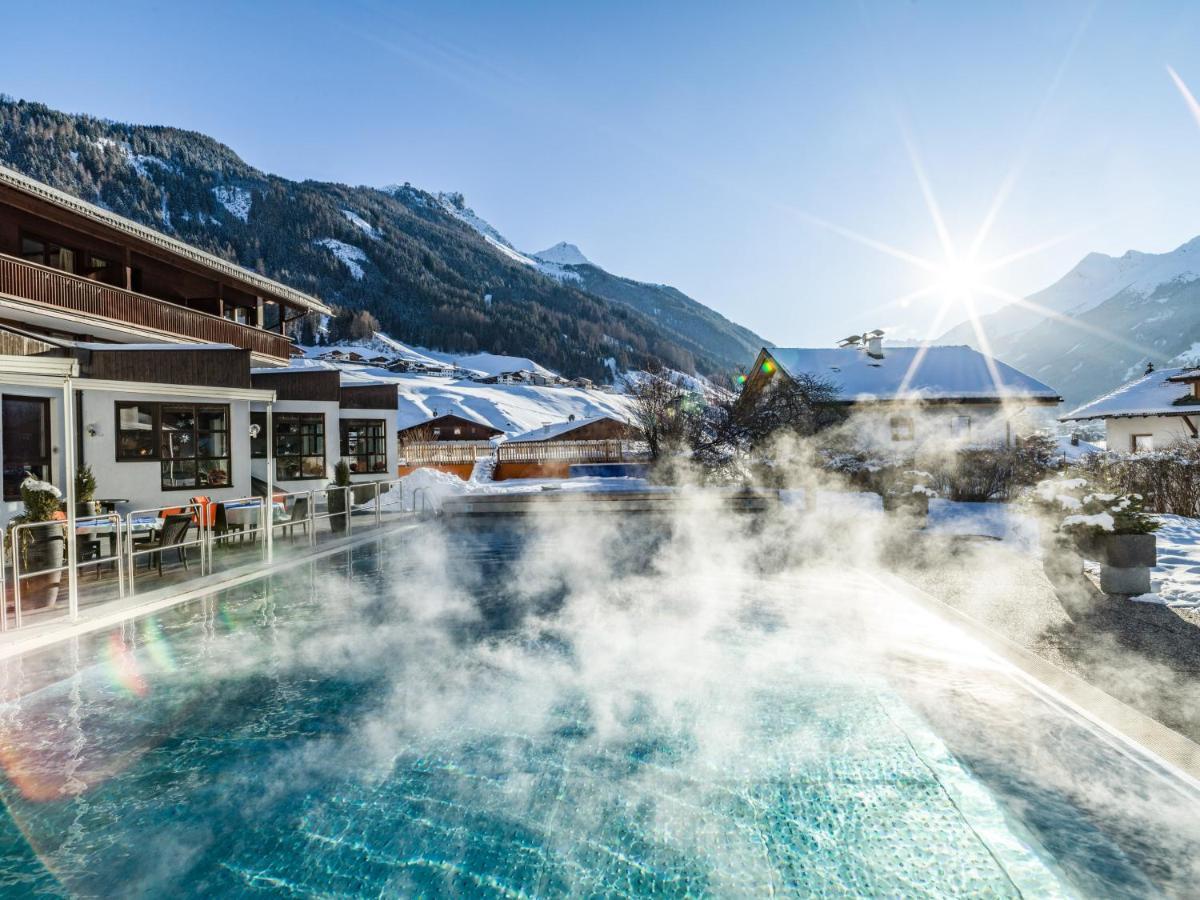 Happy Stubai Hotel Neustift im Stubaital Bagian luar foto