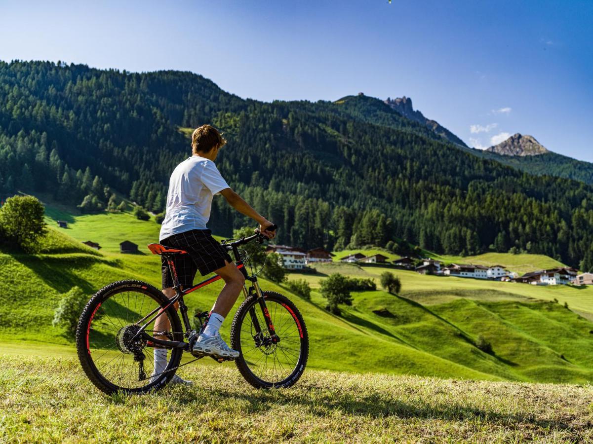 Happy Stubai Hotel Neustift im Stubaital Bagian luar foto