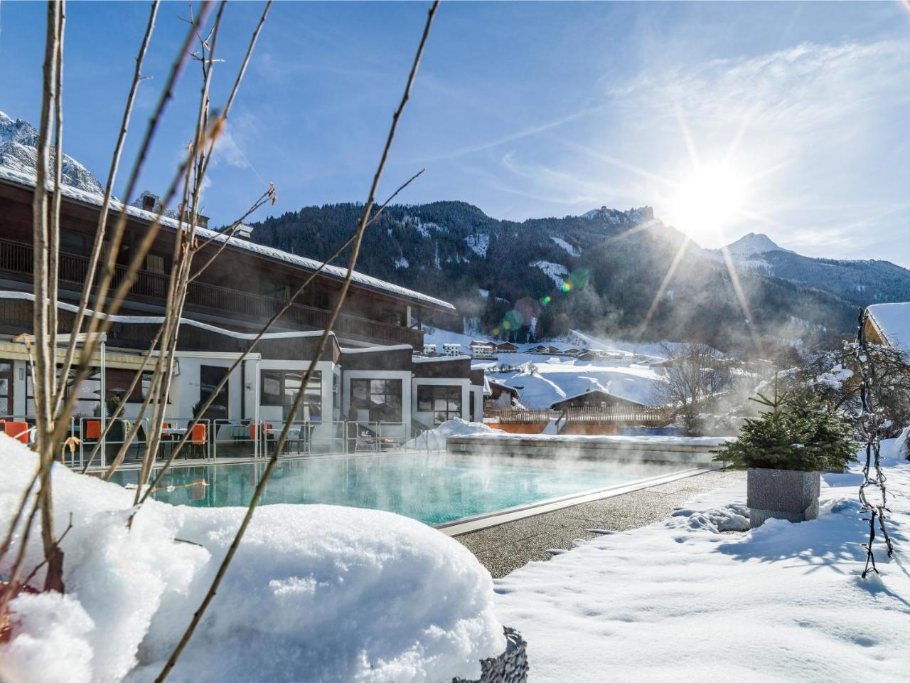 Happy Stubai Hotel Neustift im Stubaital Bagian luar foto